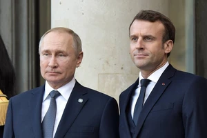 Tổng thống Pháp bảo vệ quyết định duy trì đối thoại với ông Putin