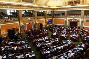 Hạ viện Mỹ phê chuẩn gói viện trợ bổ sung 40 tỉ USD cho Ukraine