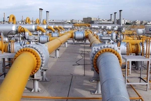 Iran ‘sẽ mua, trao đổi khí đốt Nga thông qua Azerbaijan’