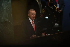 Thổ Nhĩ Kỳ cân nhắc việc ngừng dùng thẻ thanh toán Mir của Nga