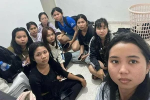Ông Hun Sen lên tiếng chuyện sơ tán công dân Campuchia ở Israel về nước