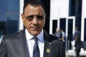 Ông Macron lo ngại số phận Tổng thống bị lật đổ của Niger