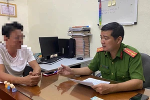 Xử lý 2 người hăm doạ tài xế taxi truyền thống không cho đậu xe ở Đà Nẵng