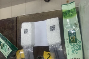 2 người ở Huế và Đà Nẵng vận chuyển 3 kg ma tuý tổng hợp 