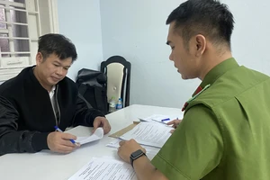 Bắt người thuê xe sang rồi đem đi cầm cố