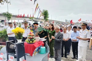 Đà Nẵng: Tưởng niệm 64 liệt sĩ Gạc Ma