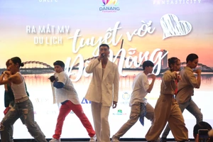 ONLY C ra mắt MV 'Tuyệt vời Đà Nẵng'