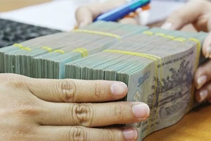 Dự báo tiền thưởng tết trung bình là 5 triệu đồng/người