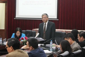 Hàng ngàn cử nhân, thạc sĩ thất nghiệp