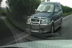 Xử lý nghiêm xe chạy ngược chiều trên cao tốc