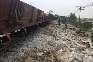 Chính thức thông tuyến đường sắt Bắc-Nam