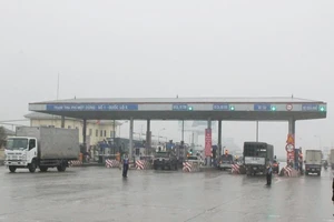 Kiến nghị giảm bớt các trạm thu phí giao thông