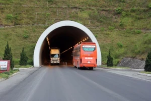 Dừng thu phí Đèo Ngang từ ngày 30-11