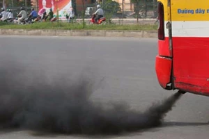 Bộ GTVT lên tiếng về những lùm xùm lộ trình khí thải