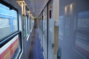 Ngắm toa tàu như khách sạn vận chuyển khách dịp Tết 