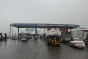 Chính phủ: Năm 2018, khẩn trương rà soát các trạm BOT