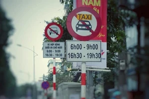 Cấm loại hình Uber, Grab hoạt động nhiều tuyến phố