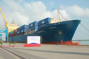 Hàng ngàn đầu máy, toa xe lửa đã 'già nua'!