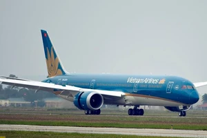 Máy bay Vietnam Airlines bị lỗi, 200 khách phải hoãn bay