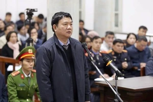 Ông Đinh La Thăng, Nguyễn Quốc Khánh mất quyền đại biểu QH