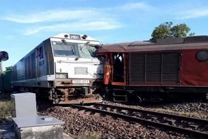 Vụ tàu đâm nhau trong ga: Dự kiến chiều nay thông tuyến