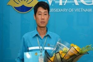 Bộ trưởng gửi thư khen người trả lại khách 1,1 tỉ đồng