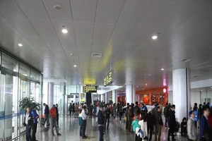 Sân bay Nội Bài cảnh báo giả danh nhân viên sân bay lừa đảo