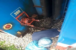 Làm rõ nguyên nhân, trách nhiệm vụ hai toa tàu bị mở móc nối