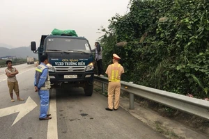 Xe ô tô gian lận vé sẽ bị từ chối phục vụ trên 4 tuyến cao tốc