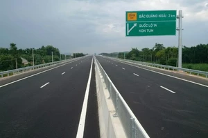 Đi cao tốc Bắc-Nam mất 1.500 đồng/km