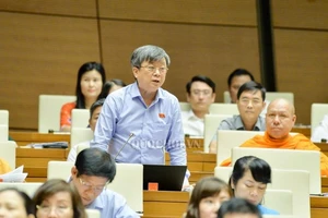 Không nên giữ bí mật thân thế, sự nghiệp lãnh đạo Đảng