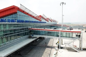 Giao Bộ GTVT thẩm định việc mở sân bay Vân Đồn