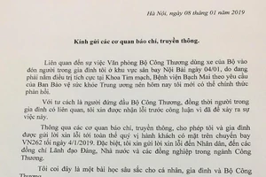 Vụ xe biển xanh vào tận máy bay: Bộ trưởng gửi lời xin lỗi