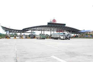 Doanh nghiệp xin xả trạm BOT 3 ngày Tết nhưng không được