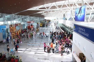 Sân bay Cam Ranh, Đà Nẵng phải xây thêm nhà ga
