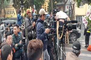 Thượng đỉnh Mỹ - Triều: Miễn phí vé tàu cho phóng viên quốc tế