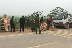 Vụ xe khách lao vào đoàn người đưa tang: Đã có 7 người chết