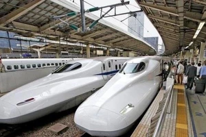 Bộ GTVT sợ bị hiểu lầm về đường sắt 'rẻ hơn 32 tỉ USD' 