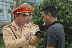 Say rượu lái xe bị phạt 40 triệu đồng