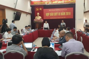 Cát Linh-Hà Đông: Tổng thầu Trung Quốc bảo chạy, Bộ từ chối 