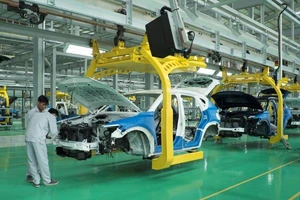 Thủ tướng: Nghiên cứu không áp thuế đối với ô tô điện