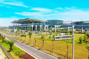 Nghiên cứu phương án sân bay Nội Bài đạt 100 triệu khách/năm