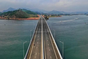 Không được để dự án đường bộ cao tốc Bắc-Nam chậm trễ