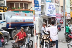 46.600 cuộc gọi hỏi về gói hỗ trợ 62.000 tỉ đồng