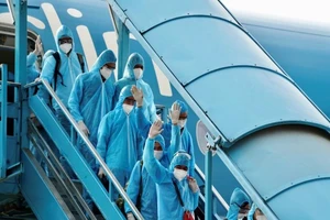 Việt Nam công bố phí cách ly đối với người nhập cảnh từ 1-9