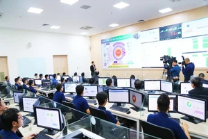 Một cú nhấp chuột, BHXH giải quyết được nhiều thủ tục cho dân