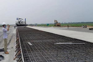 Ngày mai, sân bay Nội Bài đưa vào khai thác đường lăn S2