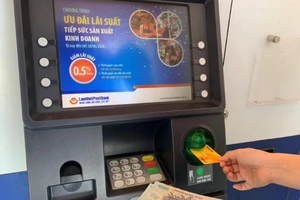 Đề xuất không thu phí duy trì tài khoản ATM với người về hưu 
