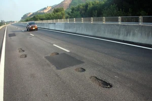 Sẽ lập tổ giám định sửa cao tốc Đà Nẵng – Quảng Ngãi