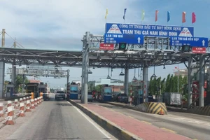 Bộ GTVT quyết định kiểm tra thu phí không dừng trên toàn quốc
